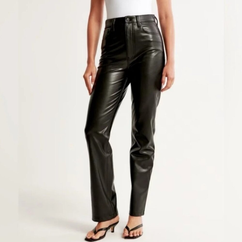 ABERCROMBIE Women’s NEW Vegan Leather 90’s Straight Curve Love Pant | Size 33/16